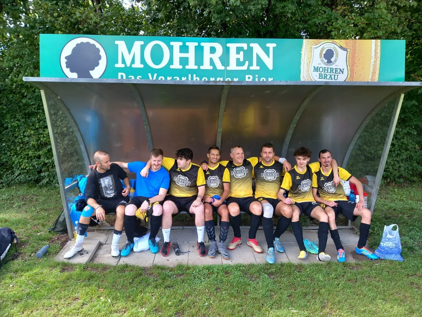 AC Milwaukee Ersatzbank am Spieltag