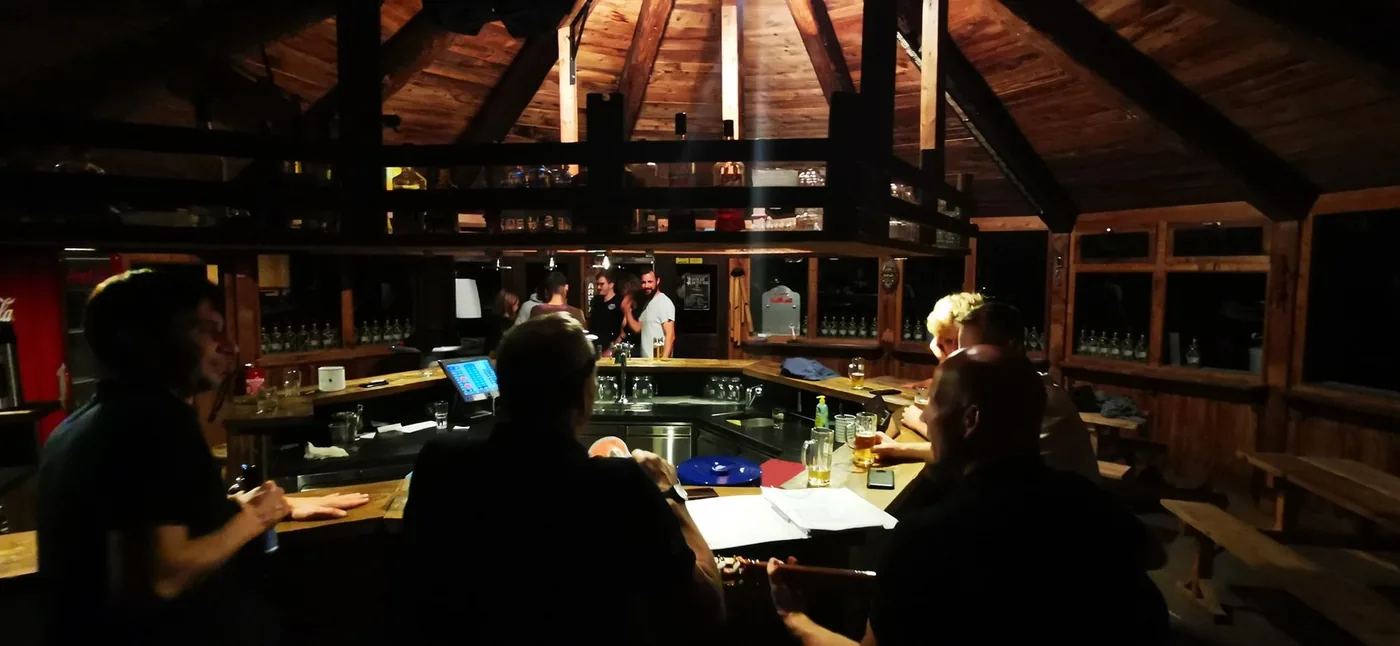 AC Milwaukee beim gemeinsamen Essen
